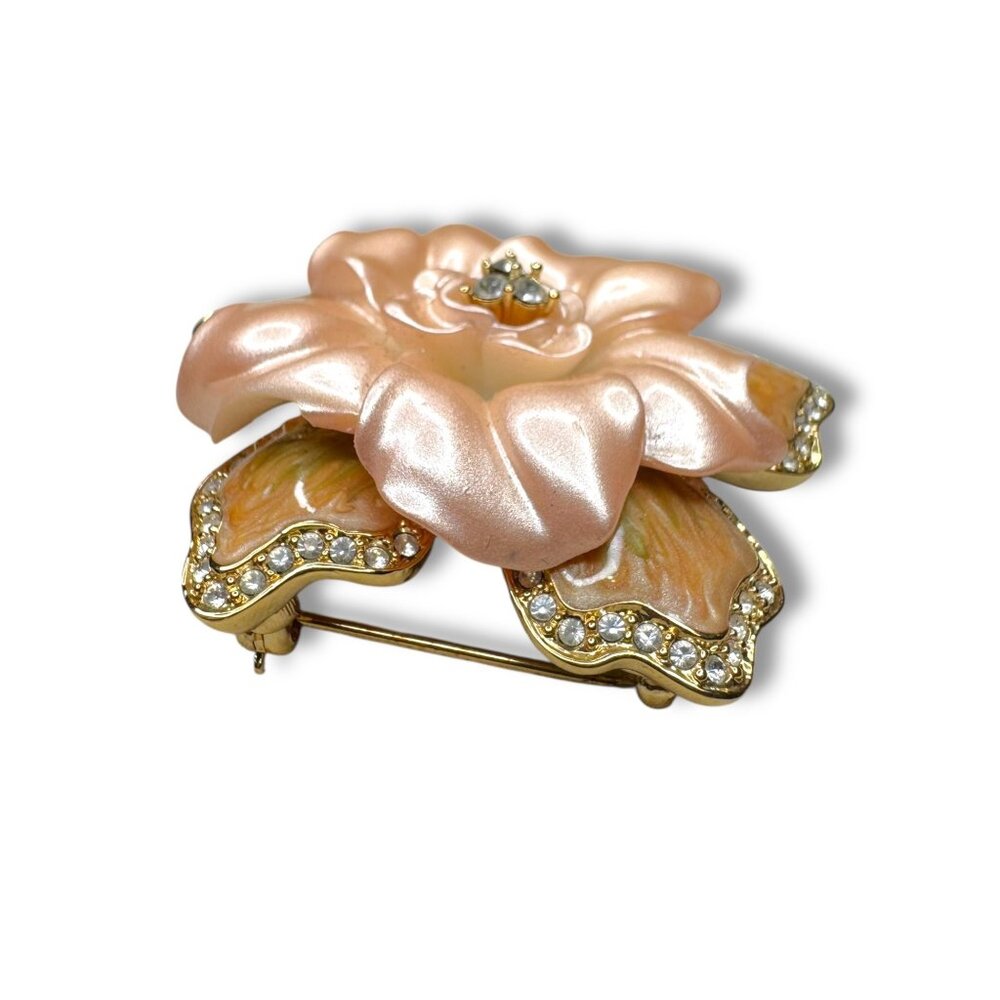Nolan Miller Peach Gardenia Layered Enamel Lucite Flower Brooch Necklace Enhance - Picture 10 of 11